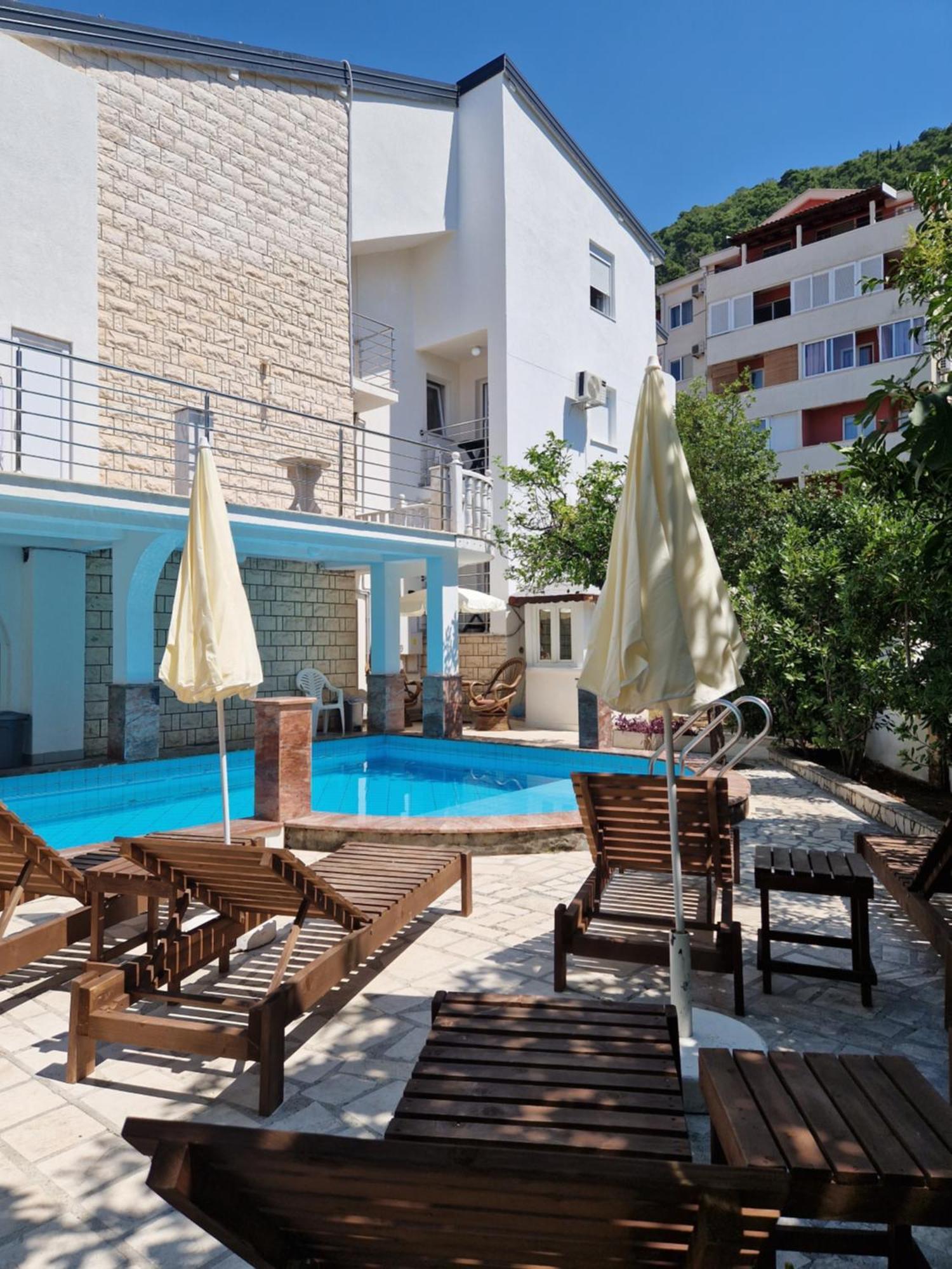Villa Golf Будва Экстерьер фото